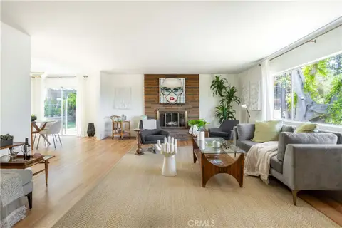 MLS: AR26166814