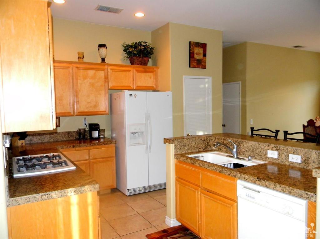 Colony Cove - Residential Lease