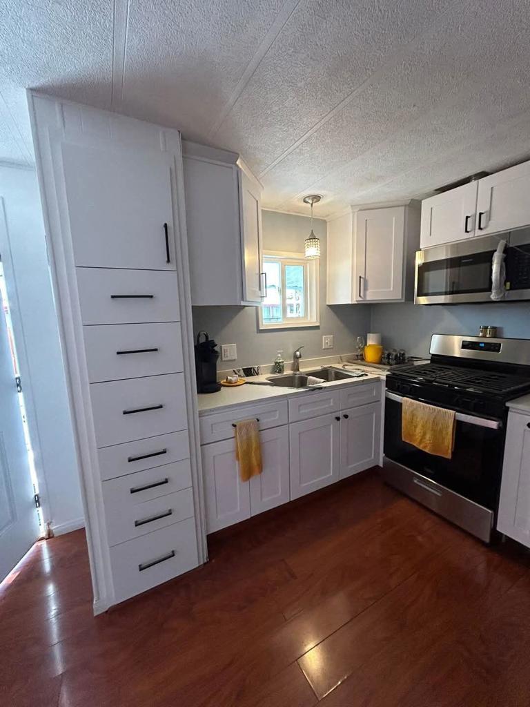 Ramon Mobile Park - Manufactured In Park