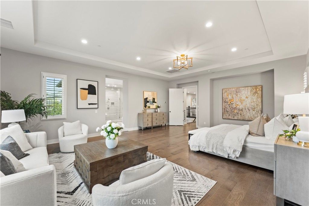 listing image 130729547820038803968
