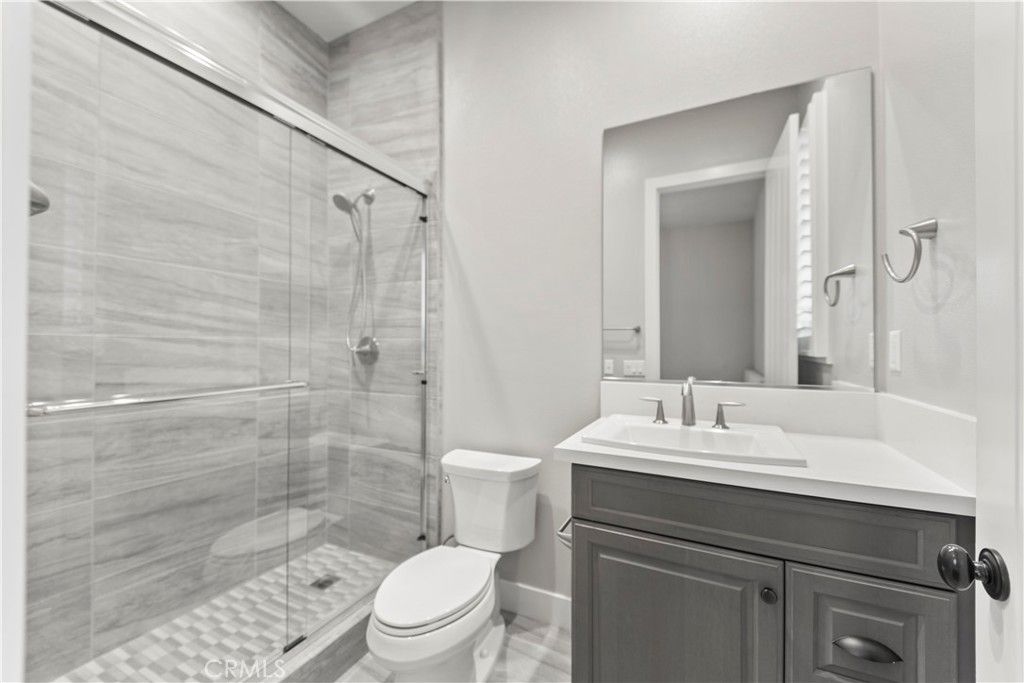 listing image 130729221559956776814