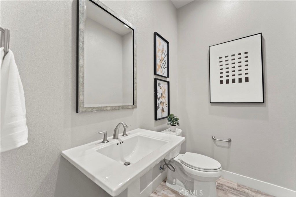 listing image 130728850777042114292