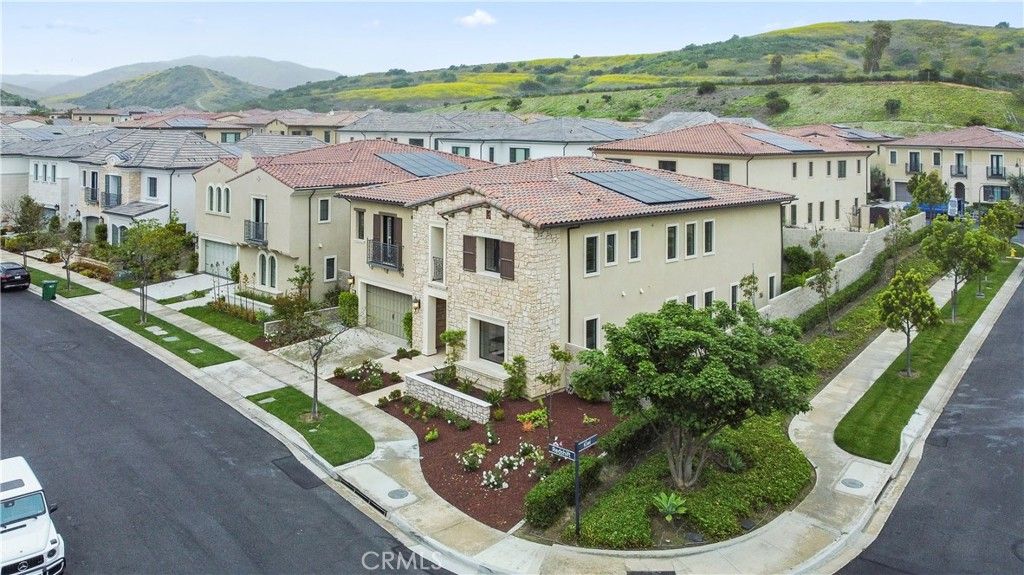 listing image 130729875104938791147