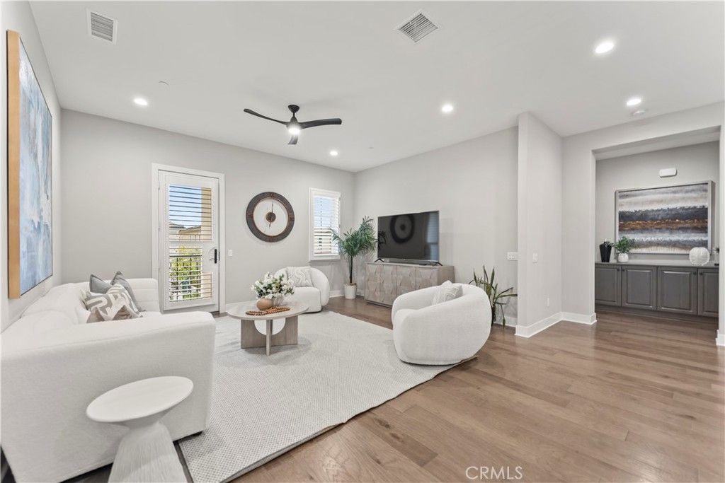 listing image 130720142747658164828
