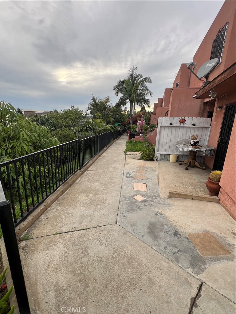 411 N Brannick Avenue B