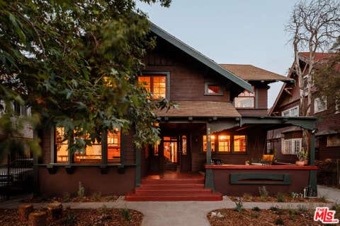 Photo of 2750 Raymond Avenue, Los Angeles, CA 90007 (MLS # 26857791)