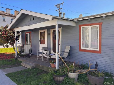 Photo of 1111 OLIVE Avenue #A & B, Huntington Beach, CA 92648 (MLS # OC25234982)