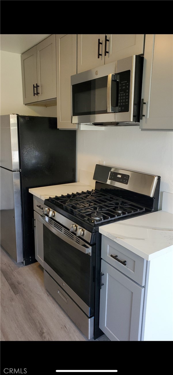 700 West La Veta Avenue E4