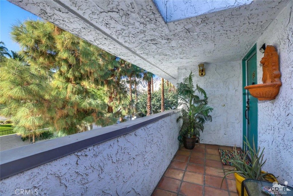 listing image 130726501832603082233