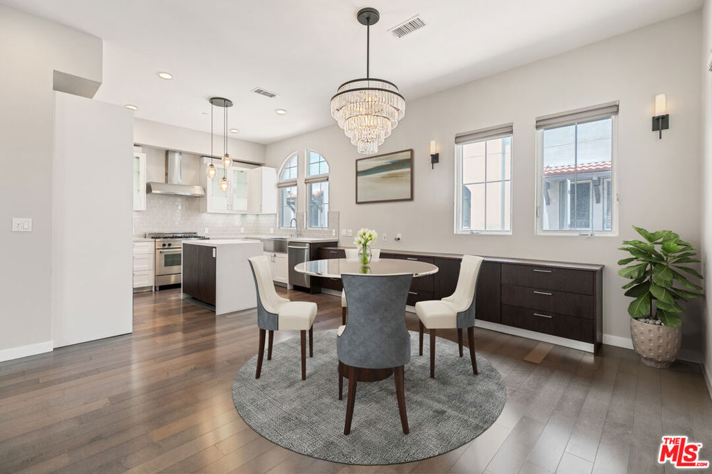 Properties 1 5934 W Luna Parkway