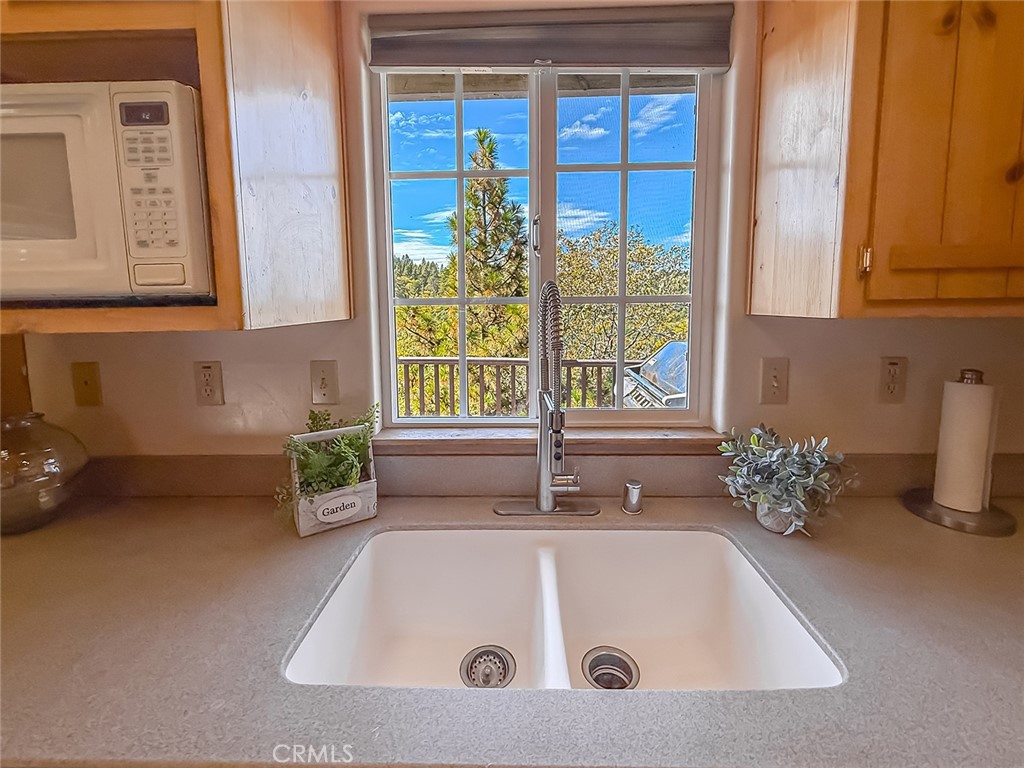 Crestline (CRES) - Residential