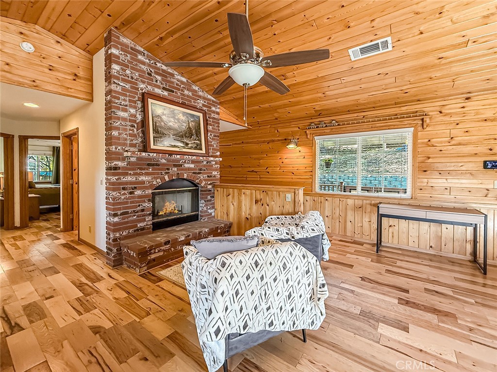 Crestline (CRES) - Residential