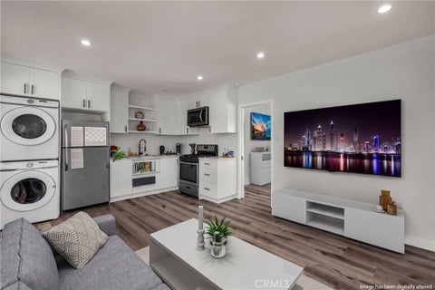 Tiny photo for 7460 Sausalito AVE, West Hills, CA 91307 (MLS # SR26077519)
