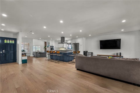 Tiny photo for 7460 Sausalito AVE, West Hills, CA 91307 (MLS # SR26077519)