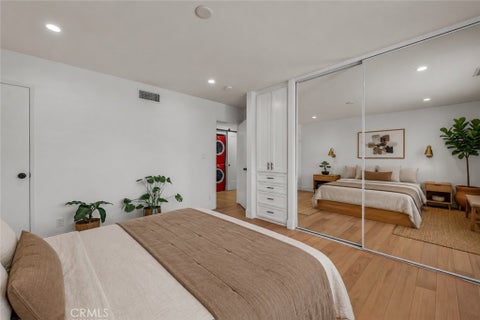 Tiny photo for 7460 Sausalito AVE, West Hills, CA 91307 (MLS # SR26077519)
