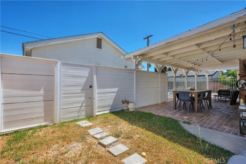 Tiny photo for 7460 Sausalito AVE, West Hills, CA 91307 (MLS # SR26077519)