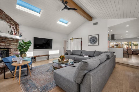 Tiny photo for 7460 Sausalito AVE, West Hills, CA 91307 (MLS # SR26077519)