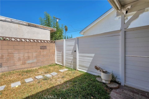 Tiny photo for 7460 Sausalito AVE, West Hills, CA 91307 (MLS # SR26077519)