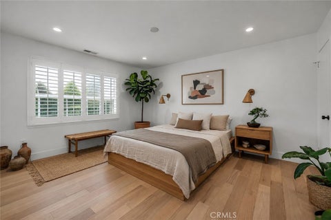 Tiny photo for 7460 Sausalito AVE, West Hills, CA 91307 (MLS # SR26077519)