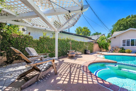 Tiny photo for 7460 Sausalito AVE, West Hills, CA 91307 (MLS # SR26077519)