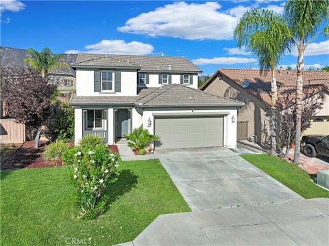 Photo of 19810 Old Coach RD, Lake Elsinore, CA 92530 (MLS # IG26194189)