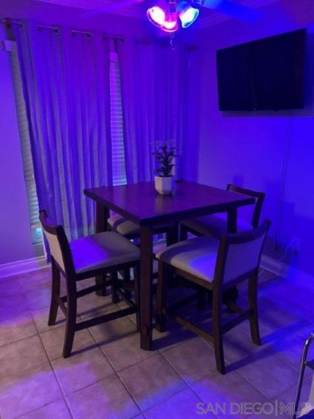 589 N Johnson 230