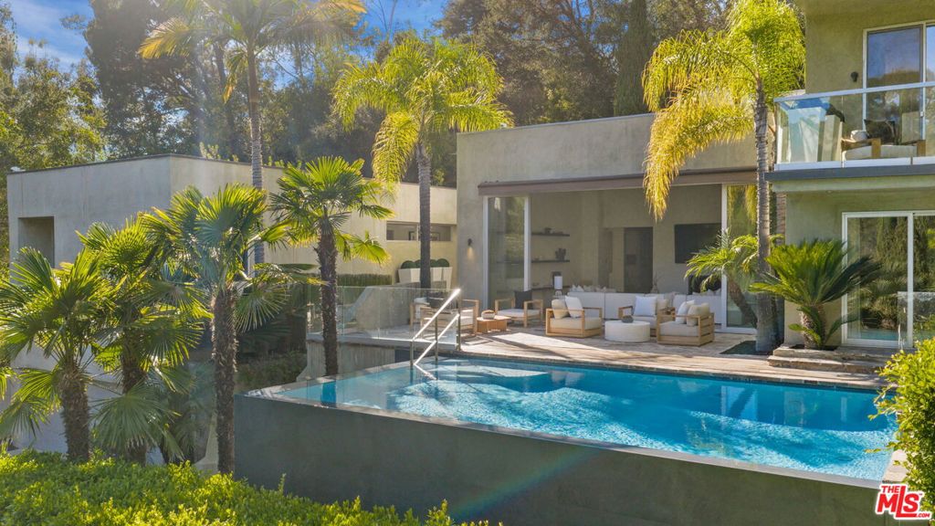 Photo of 2731 Hutton Drive, Los Angeles, CA 90210 (MLS # 26986143)