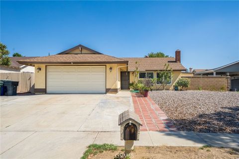 Photo of 255 S Lassen Avenue, San Bernardino, CA 92410 (MLS # IV26081554)