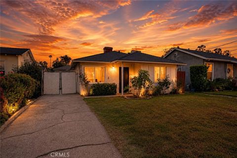 Photo of 280 MacDonald Street, Pasadena, CA 91103 (MLS # SR26099837)