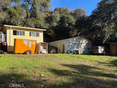 Photo of 11625 Garden Court, Clearlake Oaks, CA 95423 (MLS # LC25249825) Photo of 11625 Garden Court, Clearlake Oaks, CA 95423 (MLS # LC25249825)