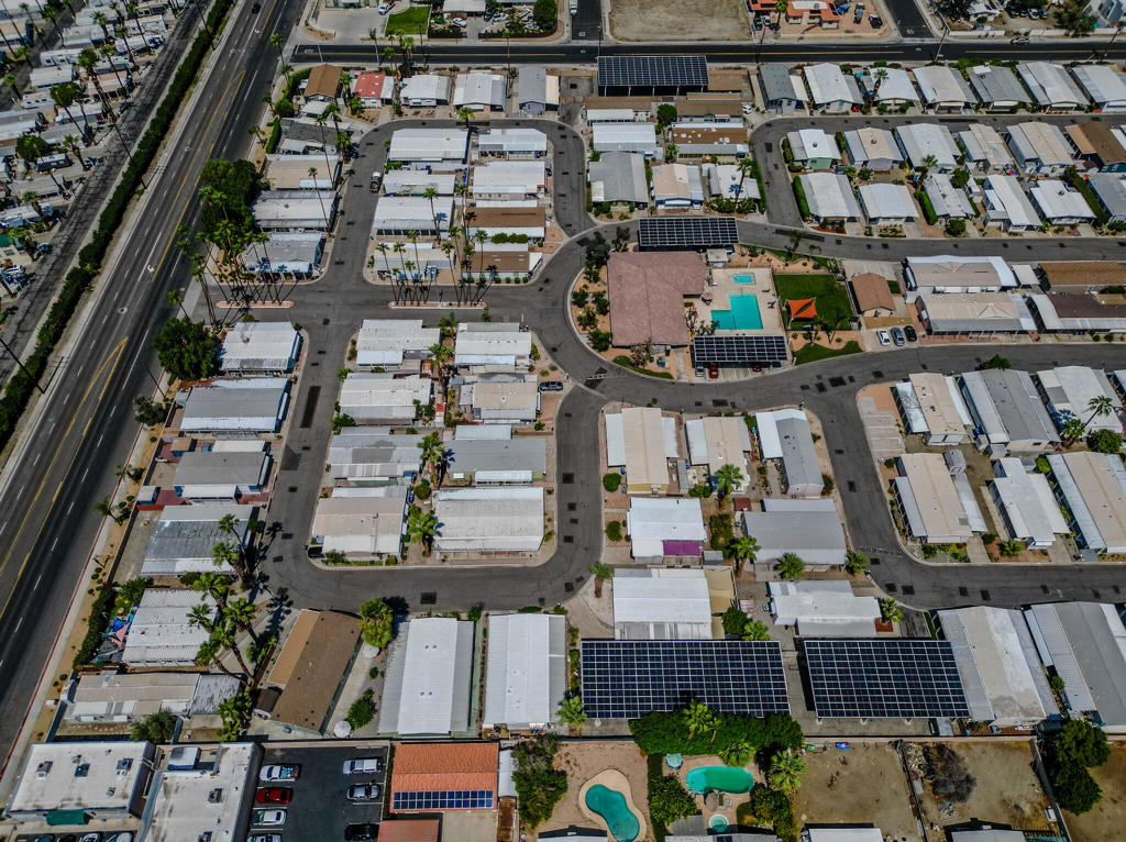 Caliente Sands Mobil - Manufactured In Park