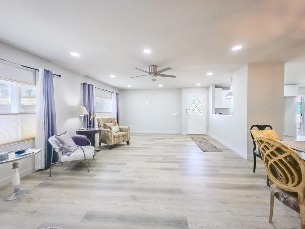 Caliente Sands Mobil - Manufactured In Park