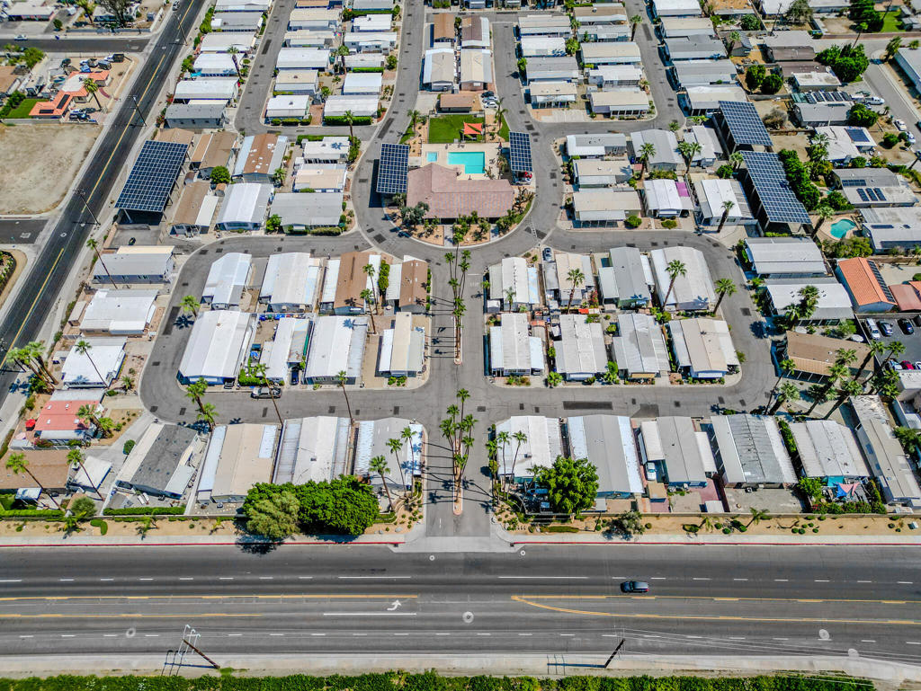 Caliente Sands Mobil - Manufactured In Park