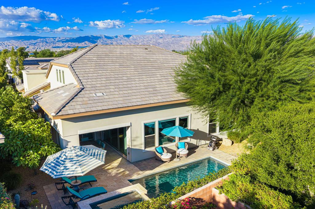 82565 Ladder Canyon Drive