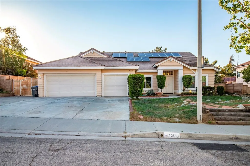 Lancaster, California 93536, United States, 3 Bedrooms Bedrooms, ,2 BathroomsBathrooms,Residential,Active,163063