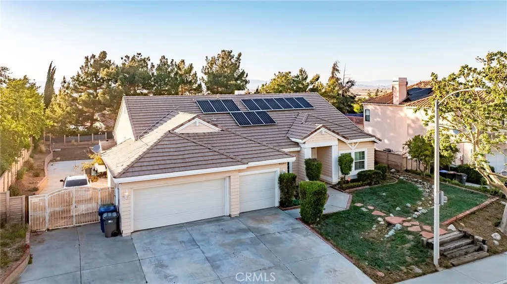 Lancaster, California 93536, United States, 3 Bedrooms Bedrooms, ,2 BathroomsBathrooms,Residential,Active,163063