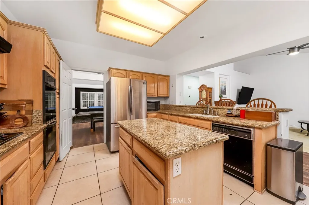 Lancaster, California 93536, United States, 3 Bedrooms Bedrooms, ,2 BathroomsBathrooms,Residential,Active,163063