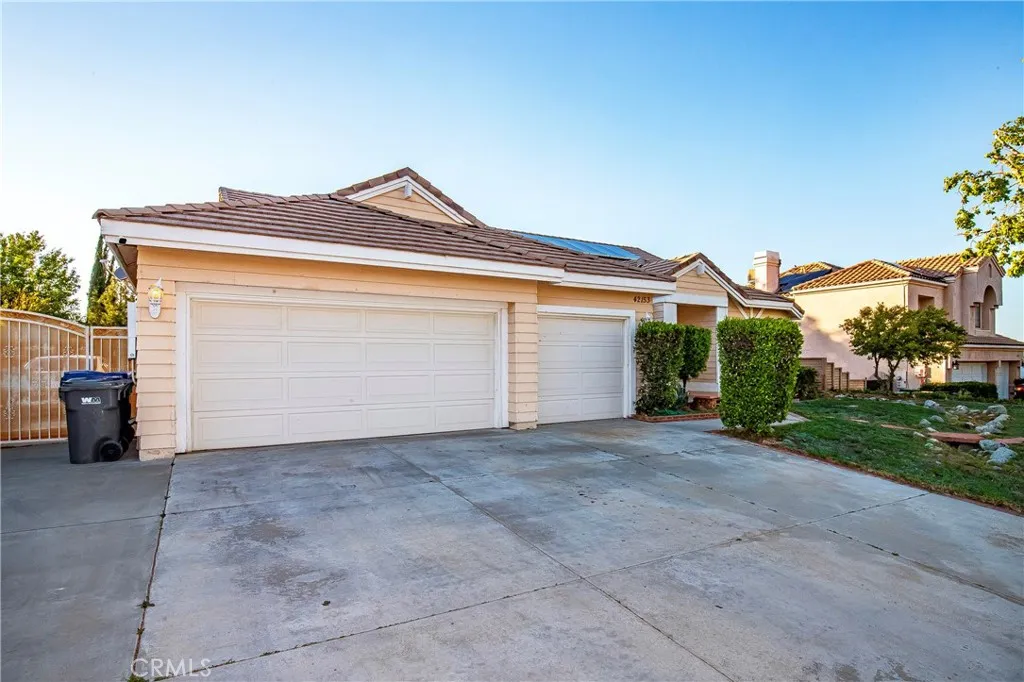 Lancaster, California 93536, United States, 3 Bedrooms Bedrooms, ,2 BathroomsBathrooms,Residential,Active,163063