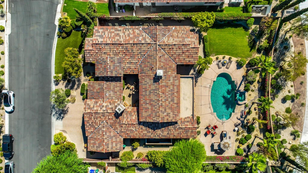 25 Cassis Circle