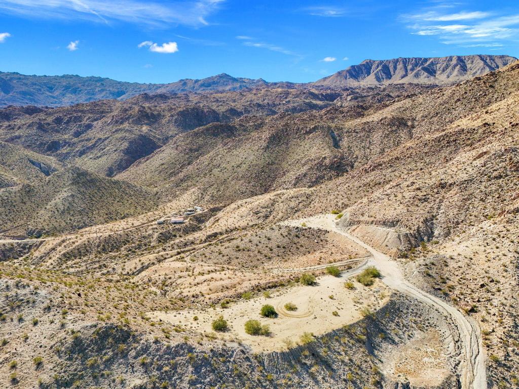1 Oasis Trail