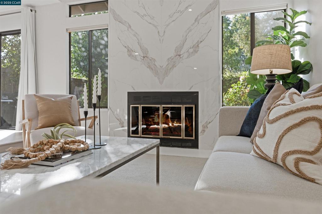 WINDSTREAM - Residential