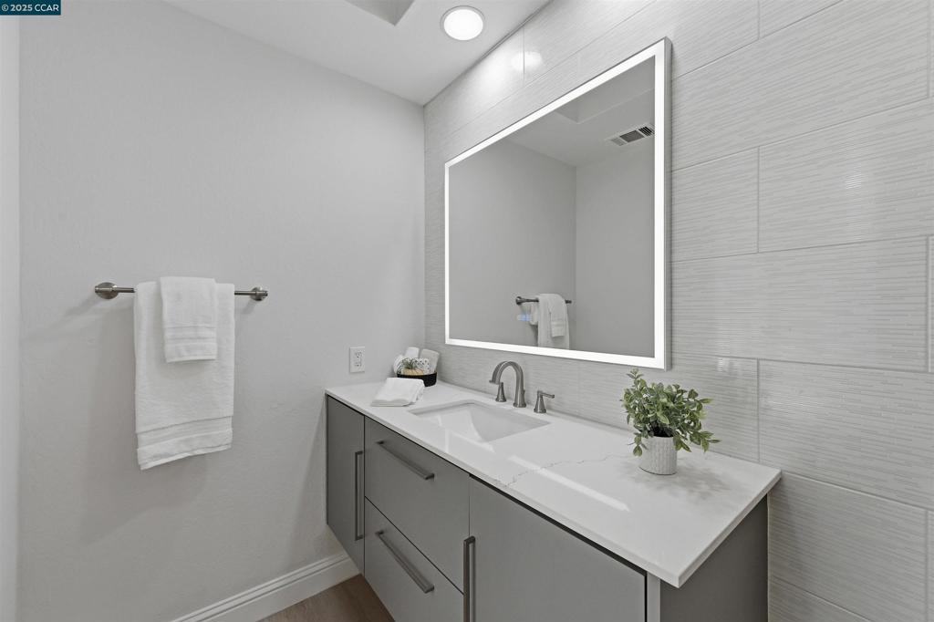 WINDSTREAM - Residential