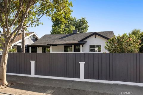 Photo of 2842 W Avenue 33 Ave, Los Angeles, CA 90065 (MLS # IG25220181)