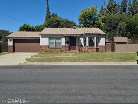 Photo of 7103 Firmament AVE, Los Angeles, CA 91406 (MLS # SR26184838)