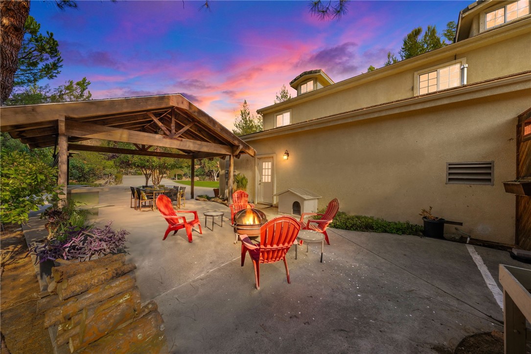 41225 Hacienda Drive