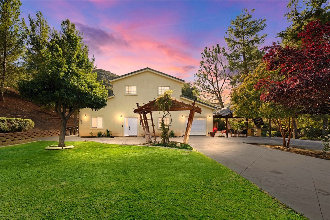41225 Hacienda Drive