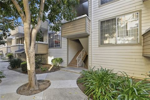 Photo of 11150 Glenoaks Boulevard #43, Pacoima, CA 91331 (MLS # SR26083392)