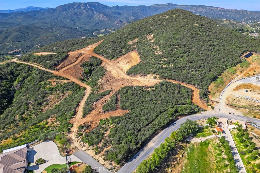 48 Hidden Meadow Circle