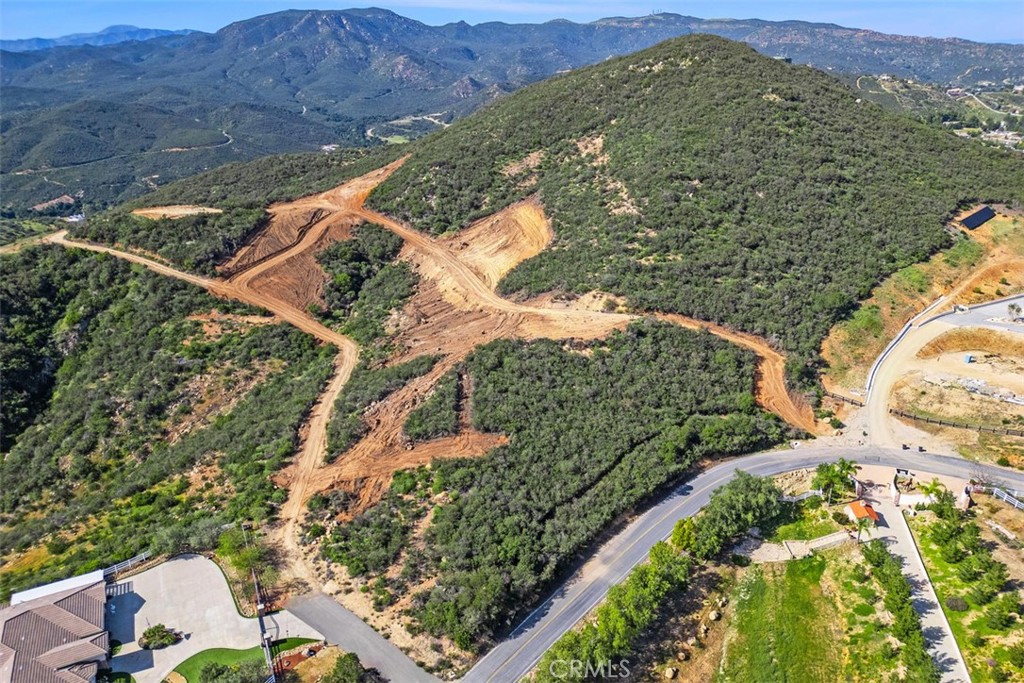 48 Hidden Meadow Circle