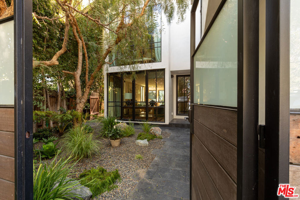 941 Princeton Drive